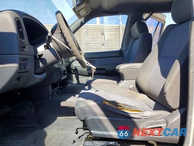 Zdjęcie 7 z 13 samochodu: 1999 NISSAN PATHFINDER XE VIN:JN8AR05S8XW290410 - miniatura
