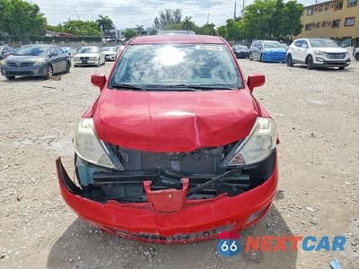 Piąte zdjęcie samochodu w środku: 2011 NISSAN VERSA 1.8 S VIN:3N1BC1CP5BL506348 - miniatura