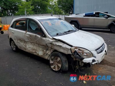 Czwarte zdjęcie samochodu z boku: 2008 KIA RIO 5 SX VIN:KNADE163986348833 - miniatura