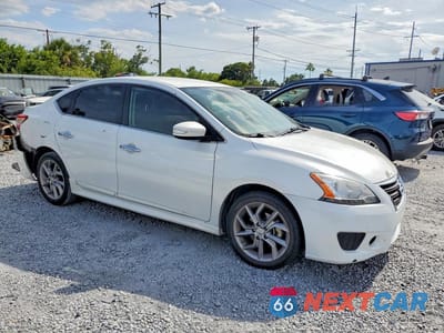 Czwarte zdjęcie samochodu z boku: 2015 NISSAN SENTRA SR VIN:3N1AB7AP3FY357189 - miniatura