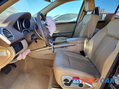 Zdjęcie 7 z 13 samochodu: 2010 MERCEDES-BENZ GL 350 BLUETEC VIN:4JGBF2FB0AA532562 - miniatura