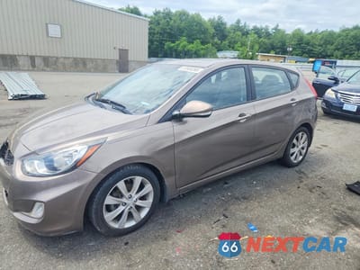 2013 HYUNDAI ACCENT SE KMHCU5AE1DU104077 - główne zdjęcie licytacji z USA - miniatura