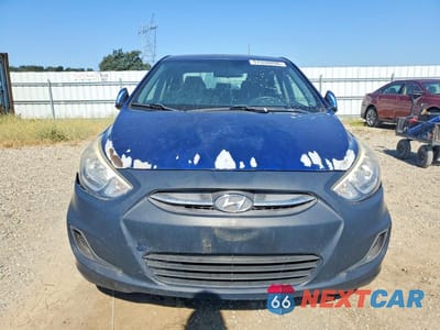 Piąte zdjęcie samochodu w środku: 2016 HYUNDAI ACCENT SE VIN:KMHCT4AE3GU105488 - miniatura
