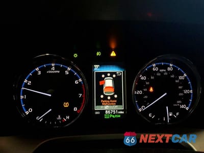 Zdjęcie 9 z 14 samochodu: 2016 TOYOTA RAV4 LIMITED VIN:JTMDFREVXGD189199 - miniatura
