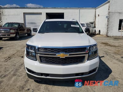 Piąte zdjęcie samochodu w środku: 2016 CHEVROLET SUBURBAN K1500 VIN:1GNSKKEC4GR386713 - miniatura