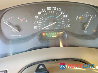 Zdjęcie 9 z 12 samochodu: 2000 BUICK CENTURY CUSTOM VIN:2G4WS52J4Y1134819 - miniatura