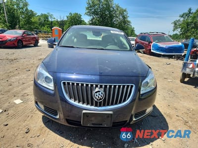 Piąte zdjęcie samochodu w środku: 2012 BUICK REGAL PREMIUM VIN:2G4GT5GR7C9181448 - miniatura