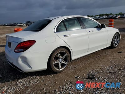 Trzecie zdjęcie samochodu z tyłu: 2017 MERCEDES-BENZ C 300 VIN:55SWF4JB5HU194150 - miniatura