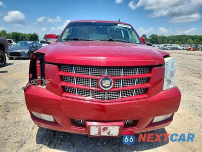 Piąte zdjęcie samochodu w środku: 2013 CADILLAC ESCALADE PREMIUM VIN:1GYS4CEF8DR139378 - miniatura