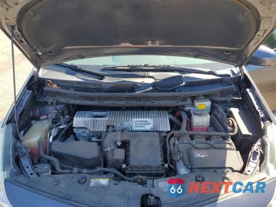 Zdjęcie 11 z 12 samochodu: 2016 TOYOTA PRIUS V FOUR VIN:JTDZN3EU3GJ046013 - miniatura
