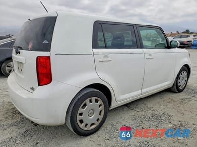 Trzecie zdjęcie samochodu z tyłu: 2009 TOYOTA SCION XB VIN:JTLKE50E491077677 - miniatura