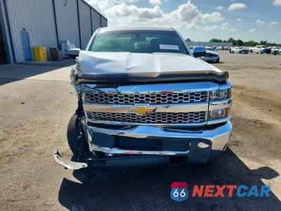 Piąte zdjęcie samochodu w środku: 2019 CHEVROLET SILVERADO C2500 HEAVY DUTY VIN:1GC1CREG4KF181903 - miniatura