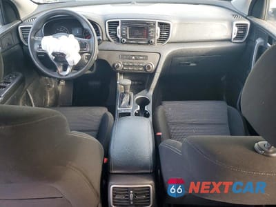 Zdjęcie 8 z 14 samochodu: 2018 KIA SPORTAGE LX VIN:KNDPM3AC2J7430571 - miniatura