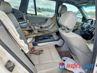 Zdjęcie 11 z 13 samochodu: 2004 BMW X3 3.0I VIN:WBXPA934X4WD01317 - miniatura