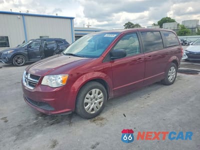 2018 DODGE GRAND CARAVAN SE 2C4RDGBG4JR180556 - główne zdjęcie licytacji z USA - miniatura