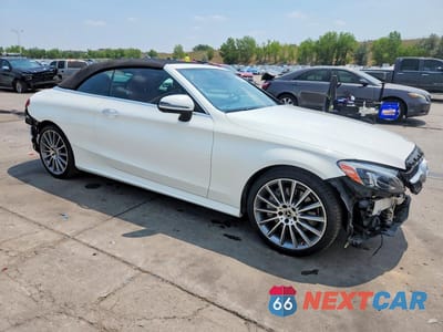 Czwarte zdjęcie samochodu z boku: 2018 MERCEDES-BENZ C 300 VIN:WDDWK4JB2JF663313 - miniatura