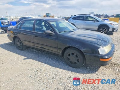 Czwarte zdjęcie samochodu z boku: 1996 TOYOTA AVALON XLS VIN:4T1BF12B1TU074385 - miniatura