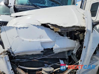 Zdjęcie 7 z 10 samochodu: 2018 FREIGHTLINER CASCADIA 126 SEMI TRUCK VIN:3AKJHHDR5JSJW2157 - miniatura
