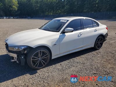 2023 BMW 330E 3MW39FF05P8D23664 - główne zdjęcie licytacji z USA - miniatura