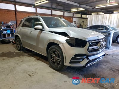 Czwarte zdjęcie samochodu z boku: 2020 MERCEDES-BENZ GLE 350 4MATIC VIN:4JGFB4KB4LA249227 - miniatura
