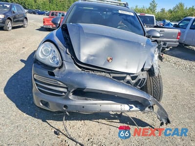 Piąte zdjęcie samochodu w środku: 2014 PORSCHE CAYENNE VIN:WP1AA2A21ELA94732 - miniatura