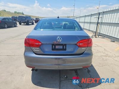 Zdjęcie 6 z 12 samochodu: 2014 VOLKSWAGEN JETTA SEL VIN:3VWL07AJ7EM422927 - miniatura