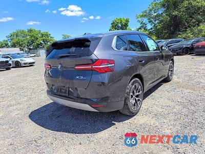 Czwarte zdjęcie samochodu z boku: 2026 BMW X3 30 XDRIVE VIN:5UX53GP06T9195001 - miniatura