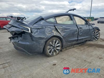 Trzecie zdjęcie samochodu z tyłu: 2024 TESLA MODEL 3 VIN:5YJ3E1EB1RF814705 - miniatura