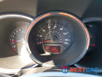 Zdjęcie 9 z 13 samochodu: 2012 KIA SORENTO LX VIN:5XYKT3A65CG195239 - miniatura