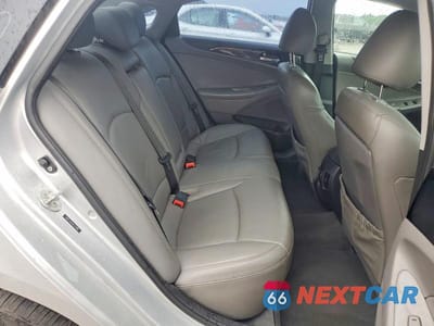 Zdjęcie 10 z 12 samochodu: 2011 HYUNDAI SONATA LIMITED VIN:5NPEC4AC9BH252686 - miniatura