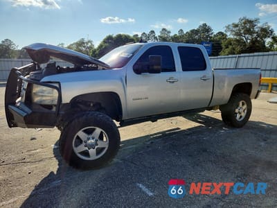 2013 CHEVROLET SILVERADO K2500 HEAVY DUTY LTZ 1GC1KYE87DF183444 - główne zdjęcie licytacji z USA - miniatura