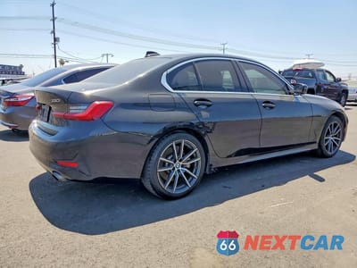 Trzecie zdjęcie samochodu z tyłu: 2019 BMW 330I VIN:3MW5R1J55K8B00662 - miniatura