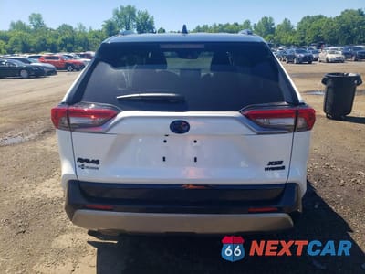 Zdjęcie 6 z 13 samochodu: 2024 TOYOTA RAV4 XSE VIN:4T3E6RFV0RU164837 - miniatura