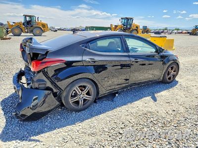Trzecie zdjęcie samochodu z tyłu: 2015 HYUNDAI ELANTRA SE VIN:KMHDH4AE1FU352707 - miniatura