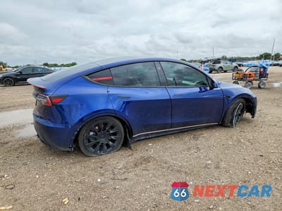 Trzecie zdjęcie samochodu z tyłu: 2024 TESLA MODEL Y VIN:7SAYGDEE5RA292429 - miniatura