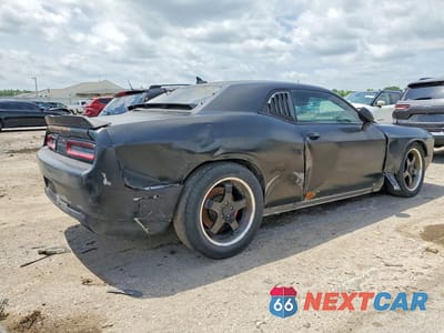 Trzecie zdjęcie samochodu z tyłu: 2016 DODGE CHALLENGER R VIN:2C3CDZFJ7GH331772 - miniatura