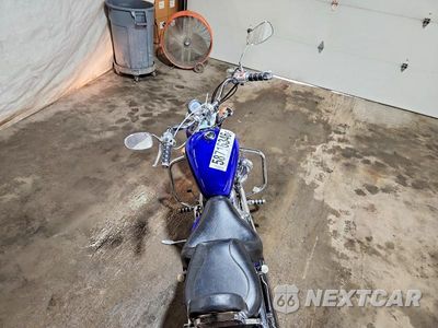 Zdjęcie 6 z 9 samochodu: 2005 HONDA VT600 CD VIN:JH2PC21395M603630 - miniatura