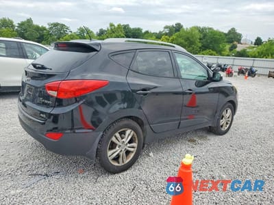 Trzecie zdjęcie samochodu z tyłu: 2013 HYUNDAI TUCSON GLS VIN:KM8JUCAC6DU755179 - miniatura