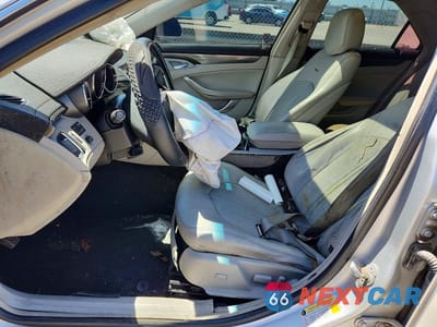 Zdjęcie 7 z 12 samochodu: 2011 CADILLAC CTS PERFORMANCE COLLECTION VIN:1G6DJ5ED6B0100598 - miniatura