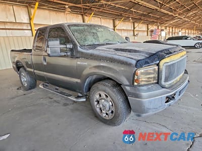 Czwarte zdjęcie samochodu z boku: 2005 FORD F250 SUPER DUTY VIN:1FTNX20585EB60808 - miniatura