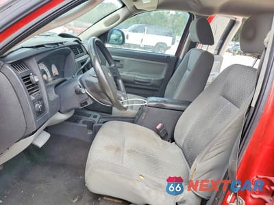 Zdjęcie 7 z 12 samochodu: 2008 DODGE DAKOTA SXT VIN:1D7HE38K38S525393 - miniatura