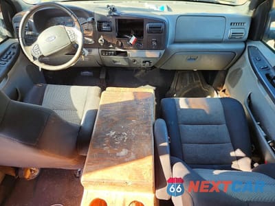 Zdjęcie 8 z 12 samochodu: 2005 FORD F250 SUPER DUTY VIN:1FTSW20P45EA10184 - miniatura