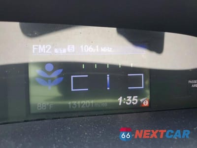 Zdjęcie 9 z 12 samochodu: 2013 HONDA CIVIC HYBRID VIN:19XFB4F24DE001542 - miniatura