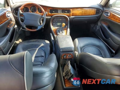 Zdjęcie 8 z 12 samochodu: 2001 JAGUAR VANDENPLAS VIN:SAJDA24C01LF35946 - miniatura