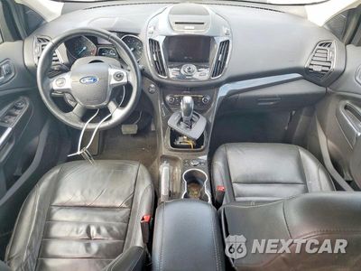Zdjęcie 8 z 13 samochodu: 2016 FORD ESCAPE TITANIUM VIN:1FMCU9JX0GUA25609 - miniatura
