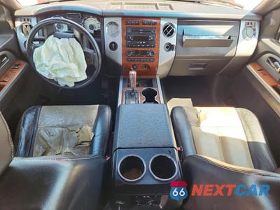 Zdjęcie 8 z 13 samochodu: 2007 FORD EXPEDITION EL EDDIE BAUER VIN:1FMFK18567LA15052 - miniatura