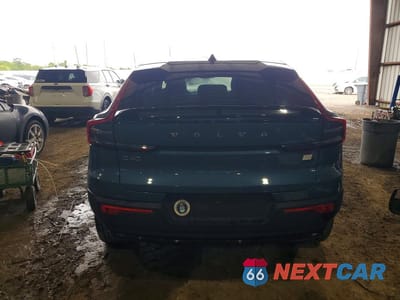 Zdjęcie 6 z 13 samochodu: 2023 VOLVO C40 RECHARGE PLUS VIN:YV4ED3GL0P2065678 - miniatura