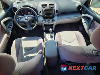 Zdjęcie 8 z 13 samochodu: 2008 TOYOTA RAV4 BASE VIN:JTMBD33V185189651 - miniatura