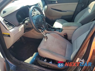 Zdjęcie 7 z 13 samochodu: 2016 HYUNDAI TUCSON SE VIN:KM8J33A4XGU114519 - miniatura