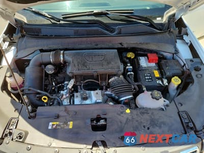 Zdjęcie 12 z 13 samochodu: 2025 JEEP COMPASS LATITUDE VIN:3C4NJDBNXST619150 - miniatura